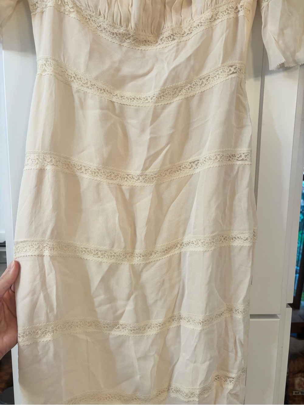 new Reformation Laverna lace inset mid bell sleeve midi dress in cream - Picture 9 of 11
